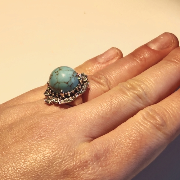 Costume ring - Picture 3 of 4